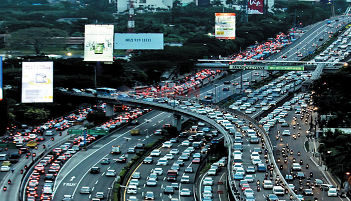 Kemacetan Di Jakarta Belum Terselesaikan, Apa Penyebabnya?