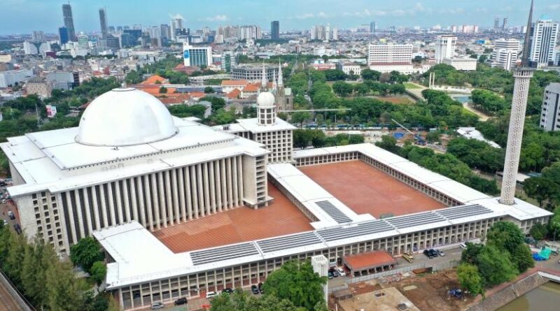 Masjid Istiqlal Adalah Masjid Terbesar Di Asia Tenggara