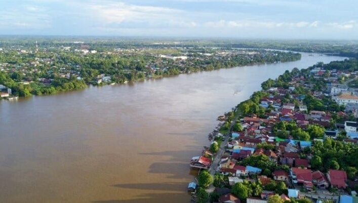 Sungai Kapuas Sebuah Sungai Yang Terpanjang Di Indonesia