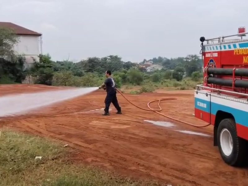 Debu Merah Depok Bikin Geger! Ini Jawaban Dari Mana Asalnya