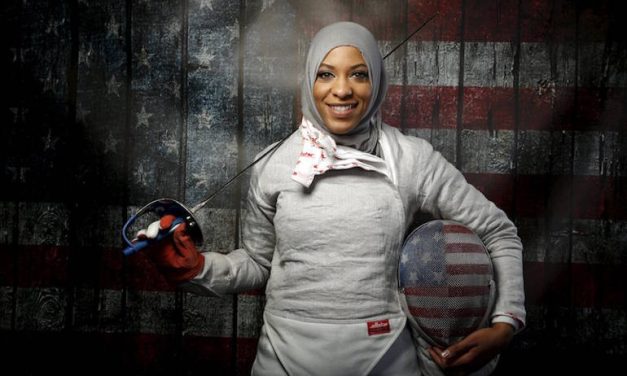 Ibtihaj Muhammad Muslim Pertama Gunakan Hijab Di Olimpiade