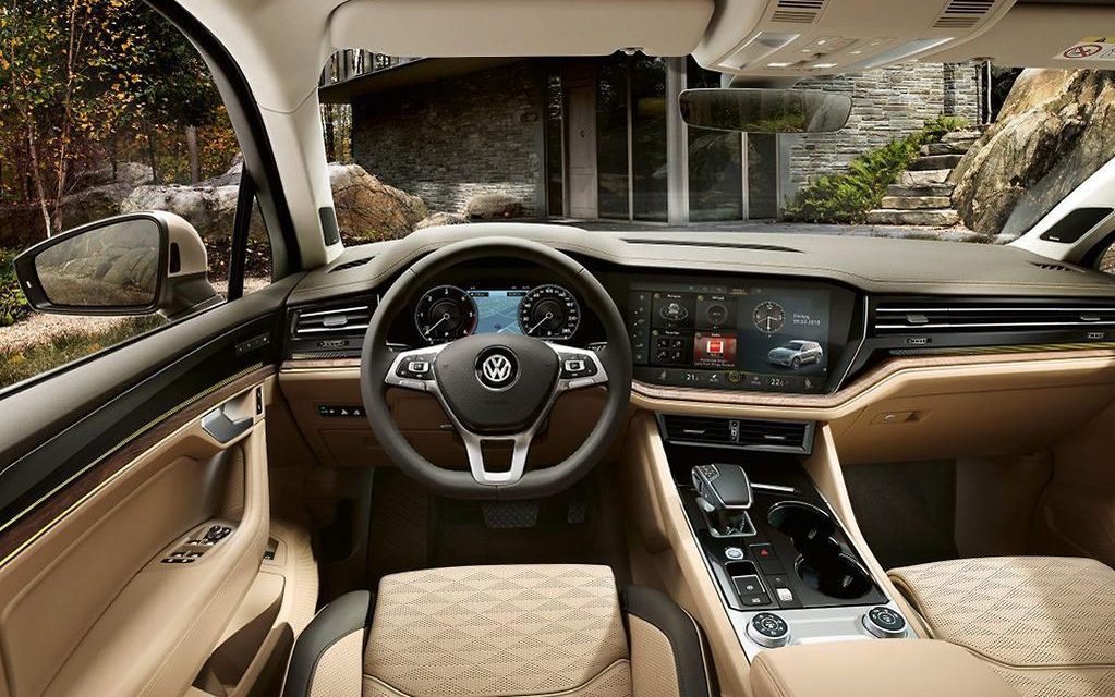Volkswagen Touareg Interior Premium Dan Teknologi Modern