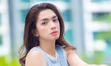 Angel Karamoy, Aktris Berbakat, Karier Panjang di Dunia Hiburan