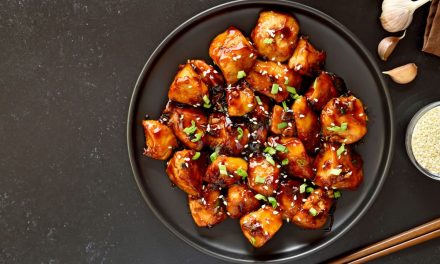 Ayam Saus Madu Bawang Putih, Manis Gurih Bumbu Meresap