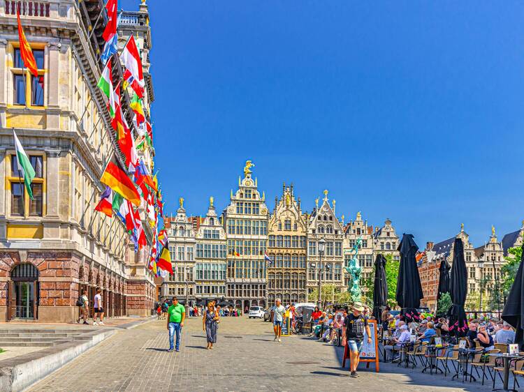 Kota Antwerp Menjadi Pusat Perdagangan Internasional