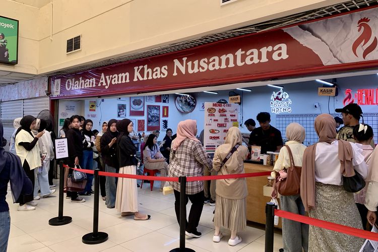 Blok M Pride, 4 Tempat Makan Yang Bikin Rela Antre Sejam!