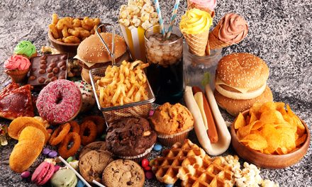 Kebiasaan Konsumsi Junk Food Dan Dampaknya Pada Tubuh