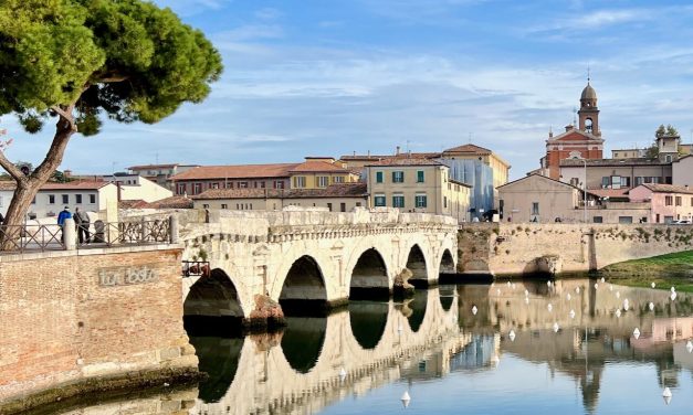 Kota Rimini Di Italia Menawarkan Keindahan Pesisir Pantai Italia