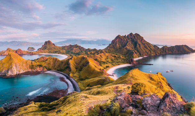 Keindahan Alam Pulau Komodo Yang Menarik Wisatawan