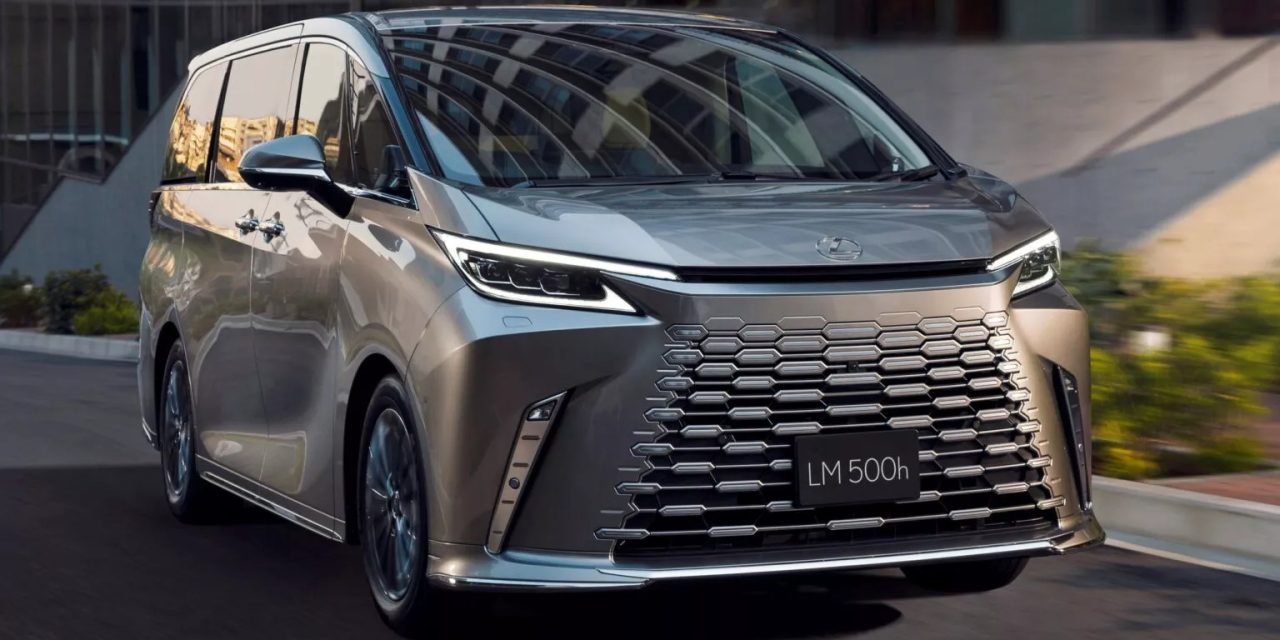 Performa Lexus LM 500h MPV Mewah Para Bos-Bos Besar