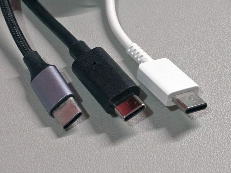 Ciri Kabel Charger