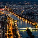 Tips Berkeliling Paris Di Malam Hari Dengan Aman Dan Nyaman